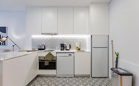 Downtown Wonder Flat W/ Ac By Lovelystay